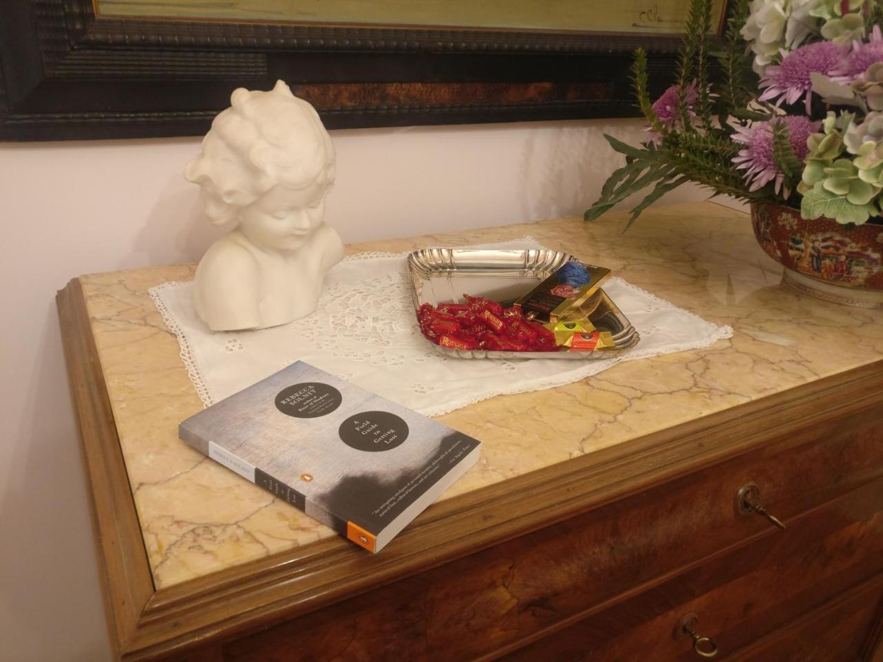 B&B "La Bottega D'Arte" Carrara Bagian luar foto